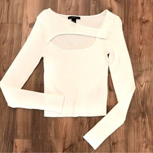 Forever 21 Crop Knit Ribbed Top with Front Cutout White Size M Long Sleeve Sexy